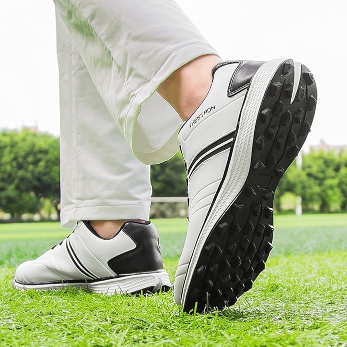 Zakey Men's Professional Golf Shoe