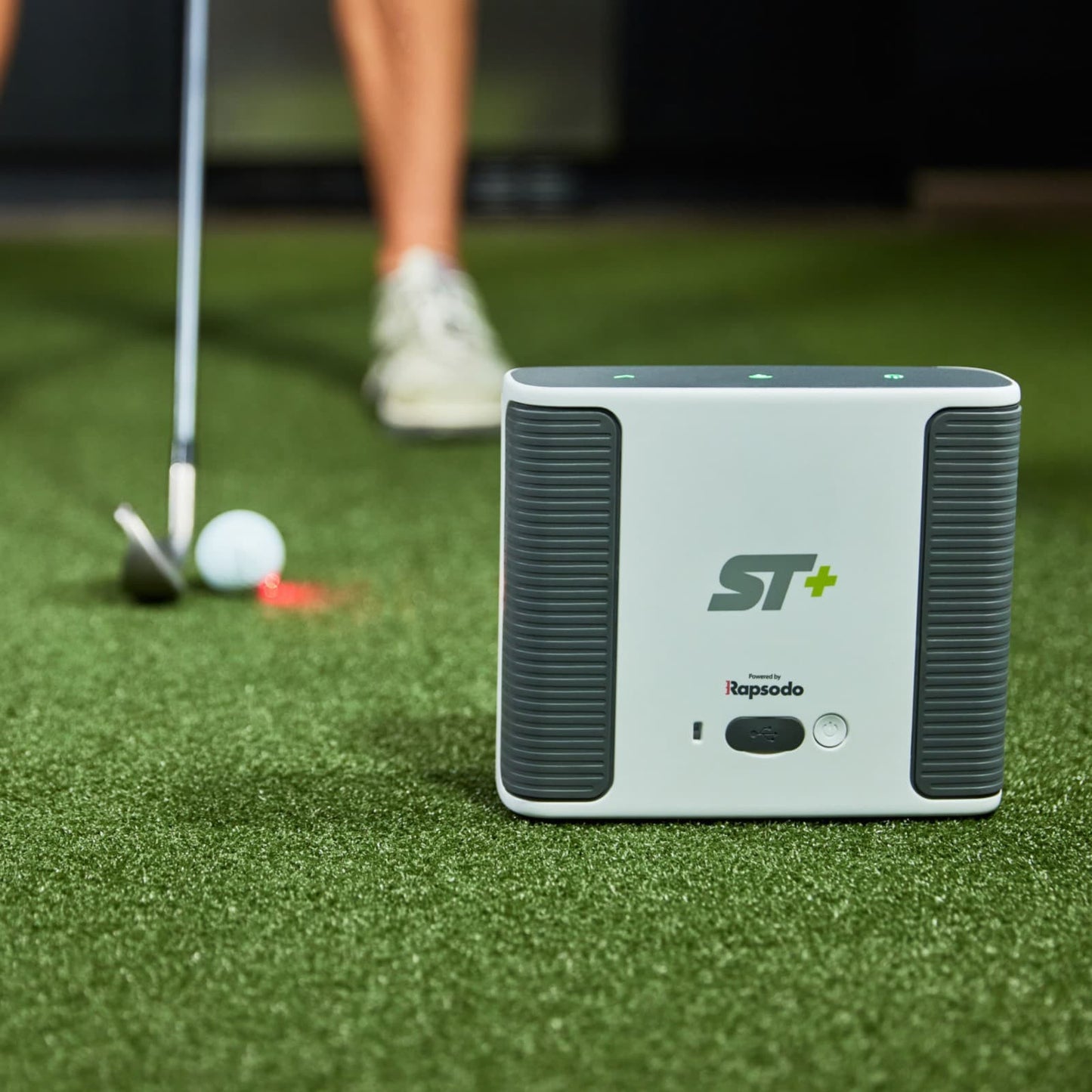 SkyTrak+ HomeLinks™ Golf Simulator Package