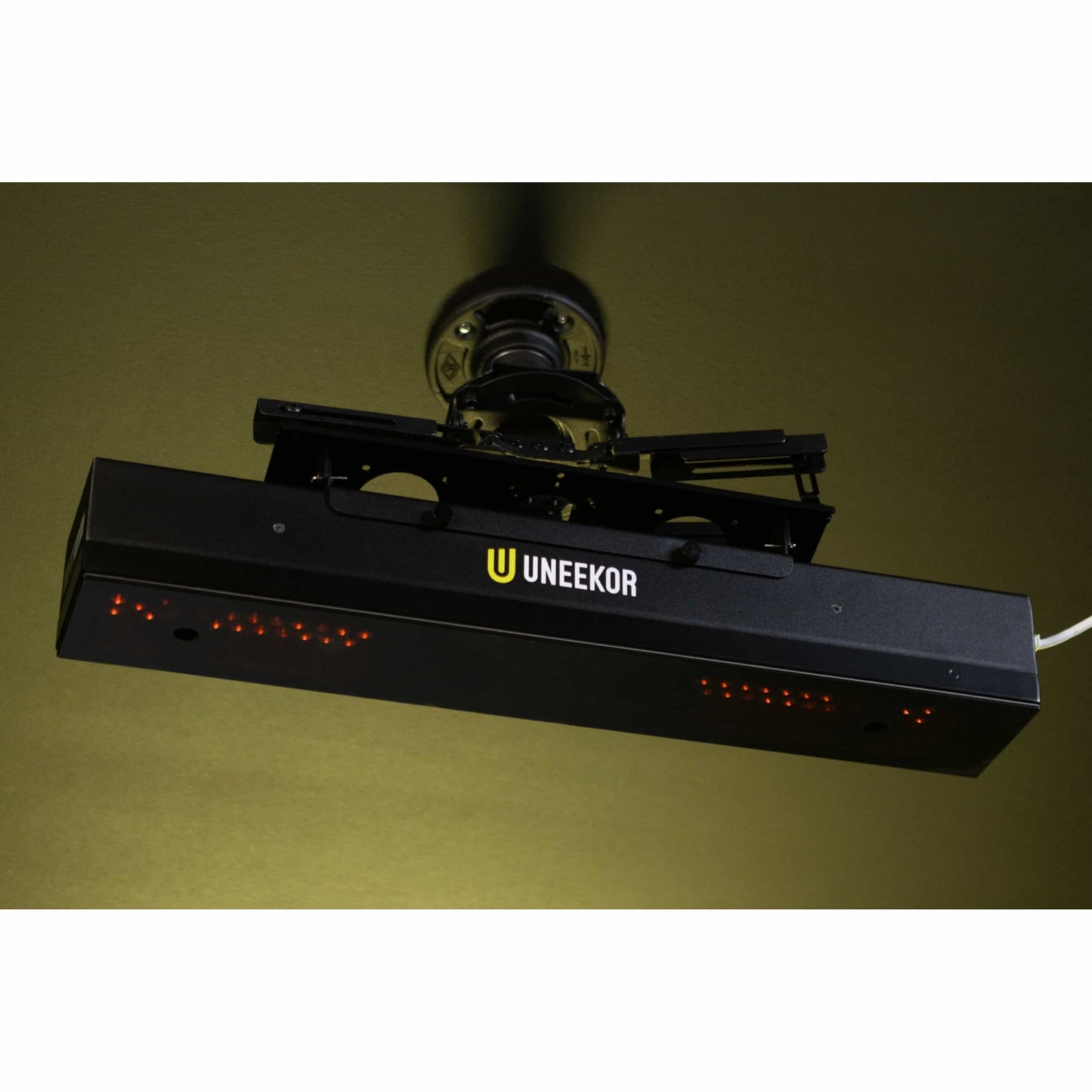 Uneekor EYE XR Launch Monitor